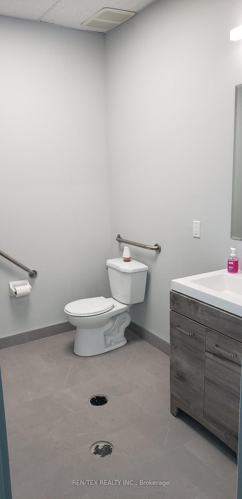 125 Don Hillock Drive, Unit 15