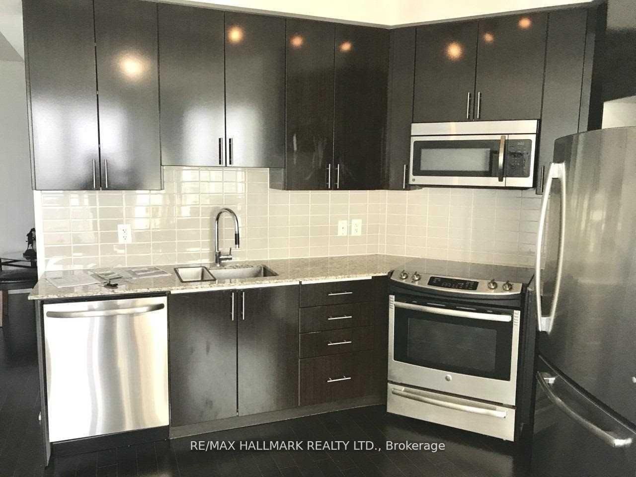 7161 NE yonge Street N, Unit 2432 - Photo 4