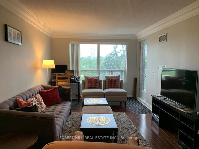212 - 37 Galleria Parkway