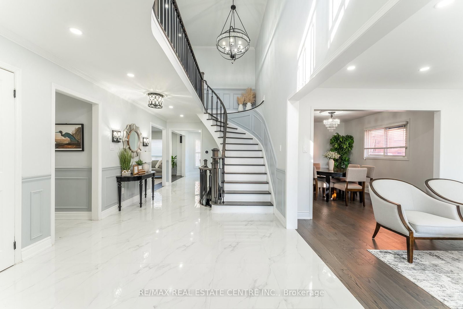 499 Aberdeen Avenue N - Photo 3