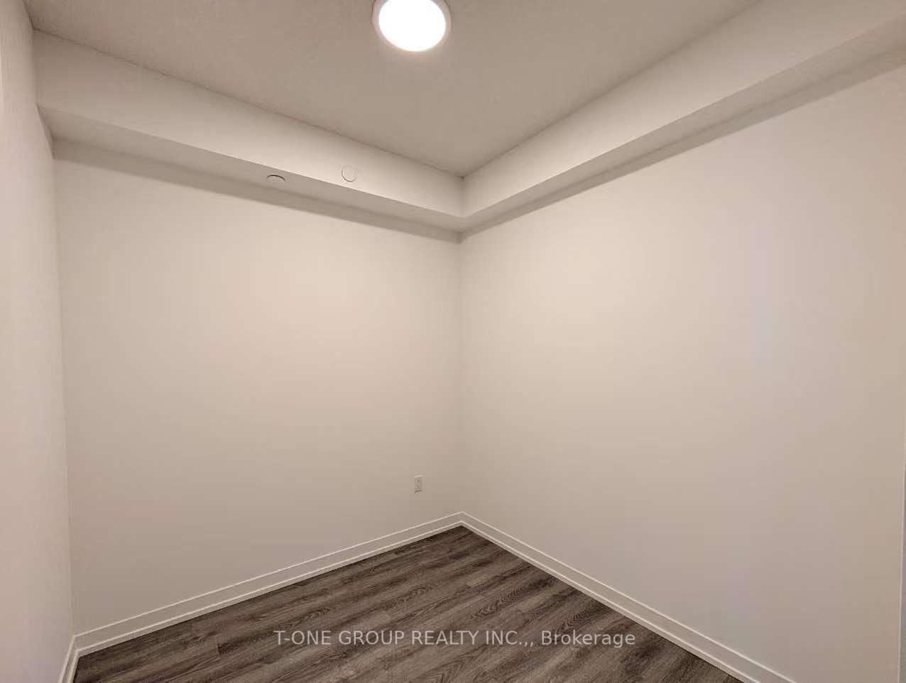 8 Interchange Way, Unit 2511 - Photo 9