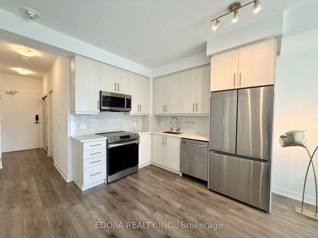 306 - 105 Oneida Crescent
