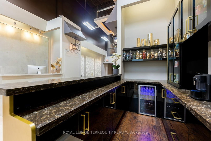 20 - 8750 Jane St, Vaughan, L4K 0E7 | Image 2