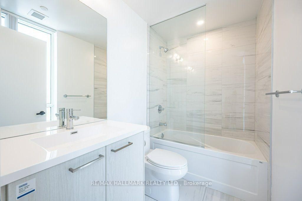 28 Interchange Way, Unit 2710 - Photo 14