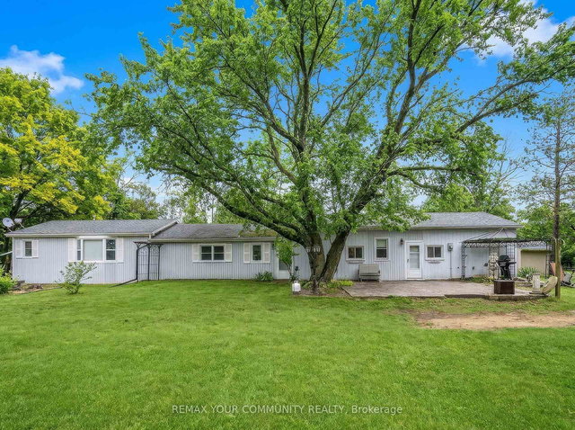 696 Catering Road S