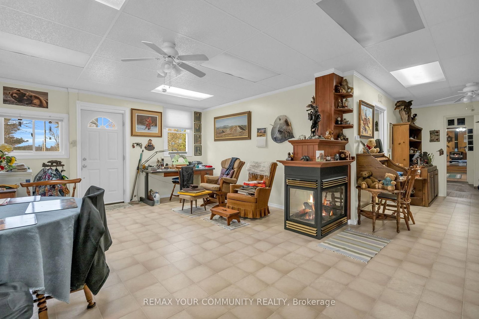 700 S Catering Road • Georgina, ON photo 9
