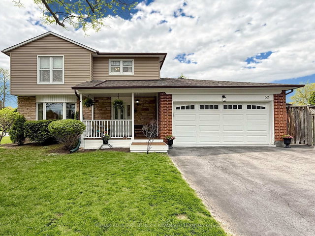 32 Pringle Avenue