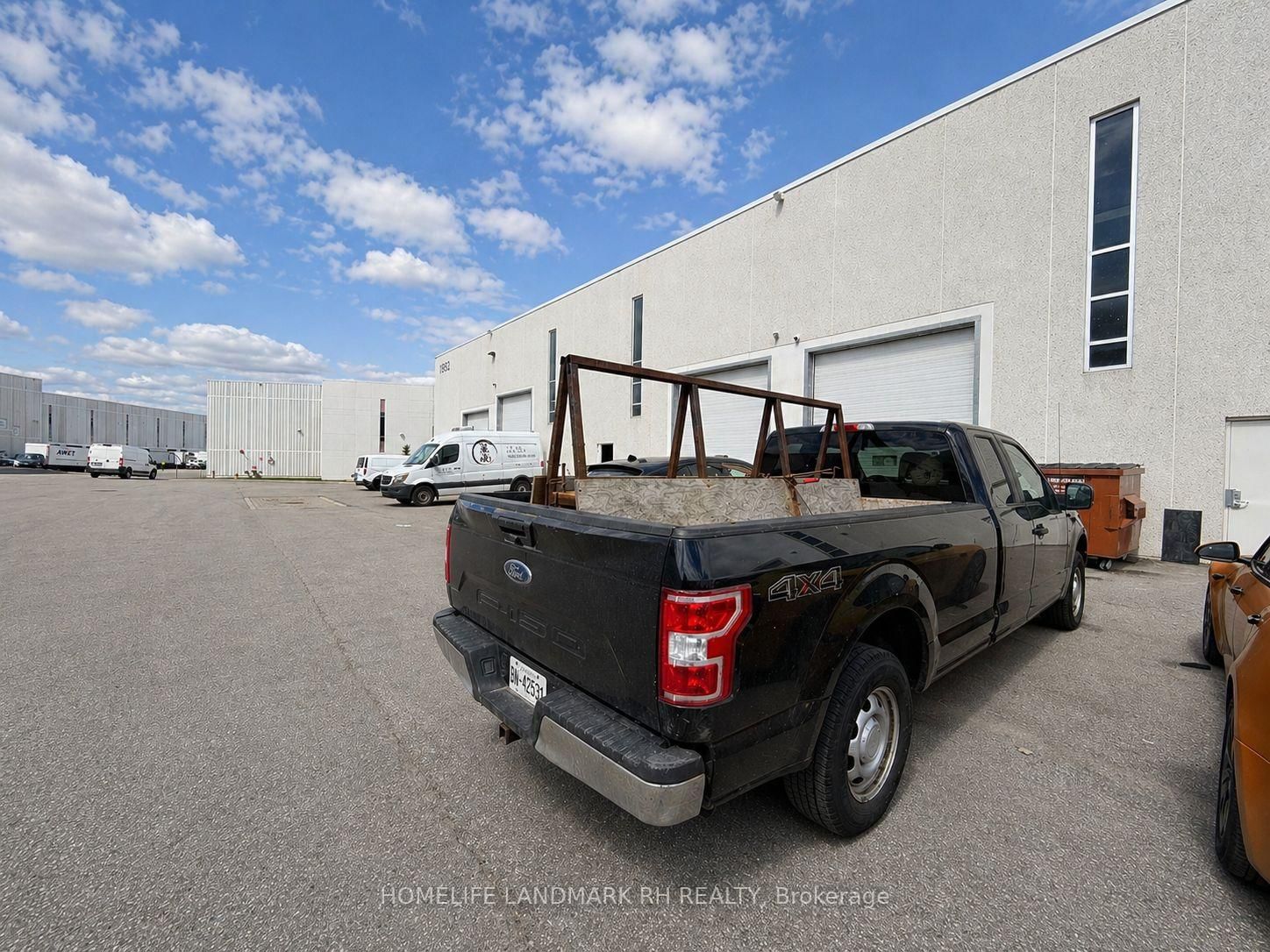 10952 Woodbine Avenue, Unit 4 - Photo 10