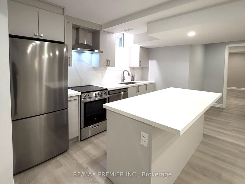 home for lease on 23 Brownlee Avenue
