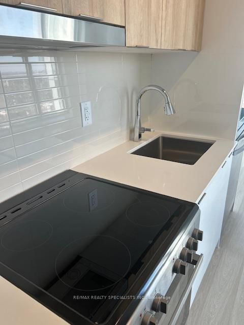 9763 Markham Road, Unit A1802 - Photo 2