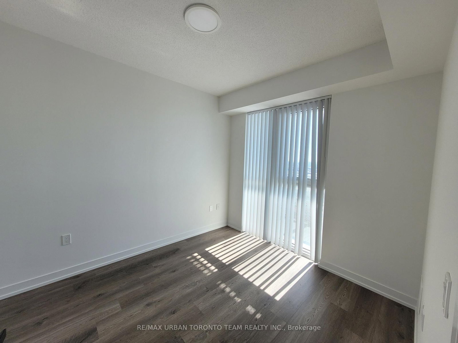 195 Commerce Street, Unit 2905 - Photo 3