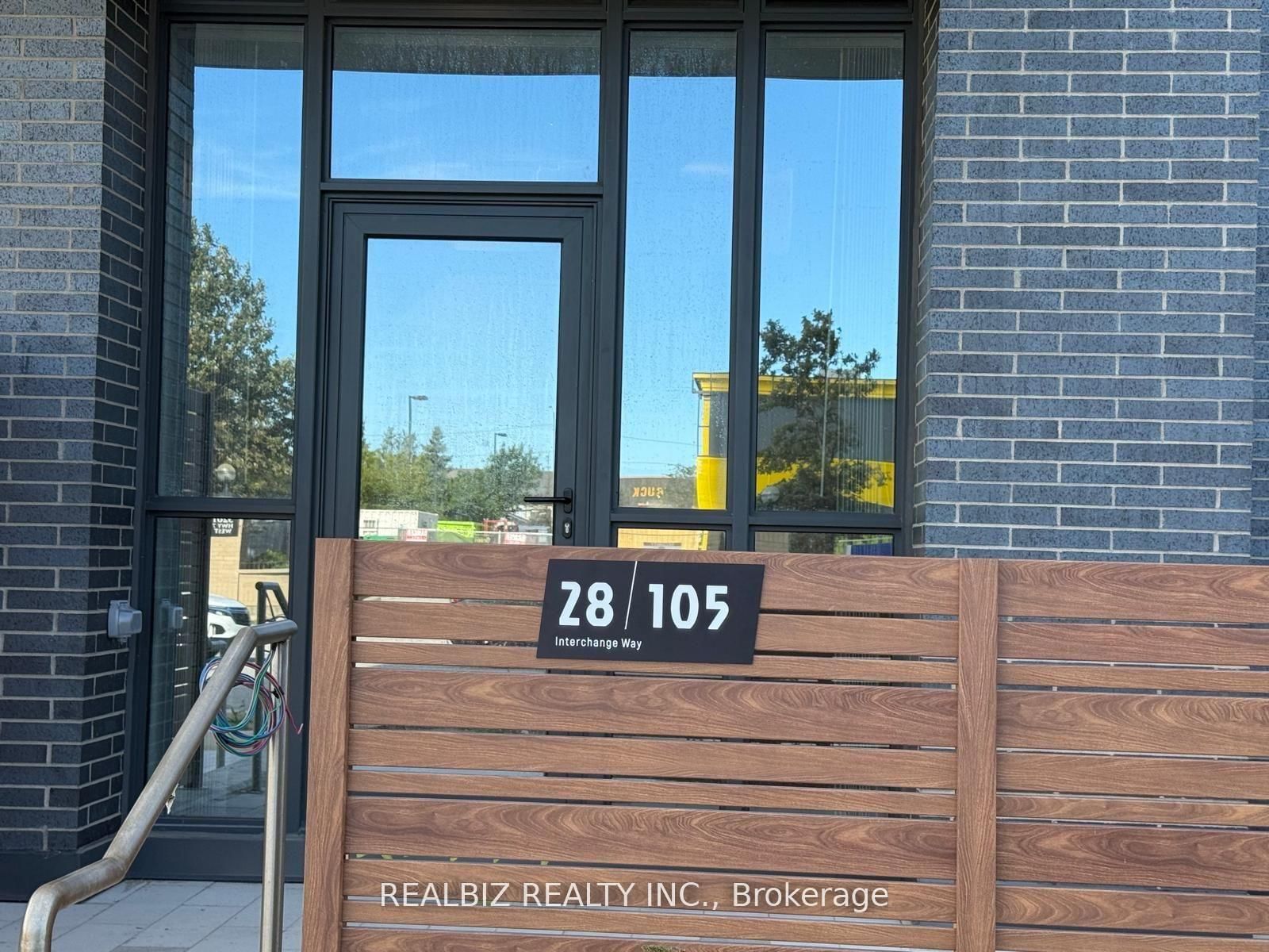 28 Interchange Way W, Unit 105 - Photo 12