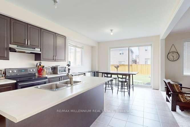 8 Tomporowski Trail • New Tecumseth, ON photo 17