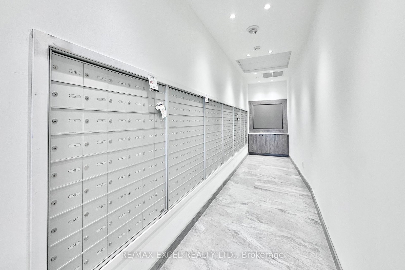 2 David Eyer Road, Unit 632 - Photo 30