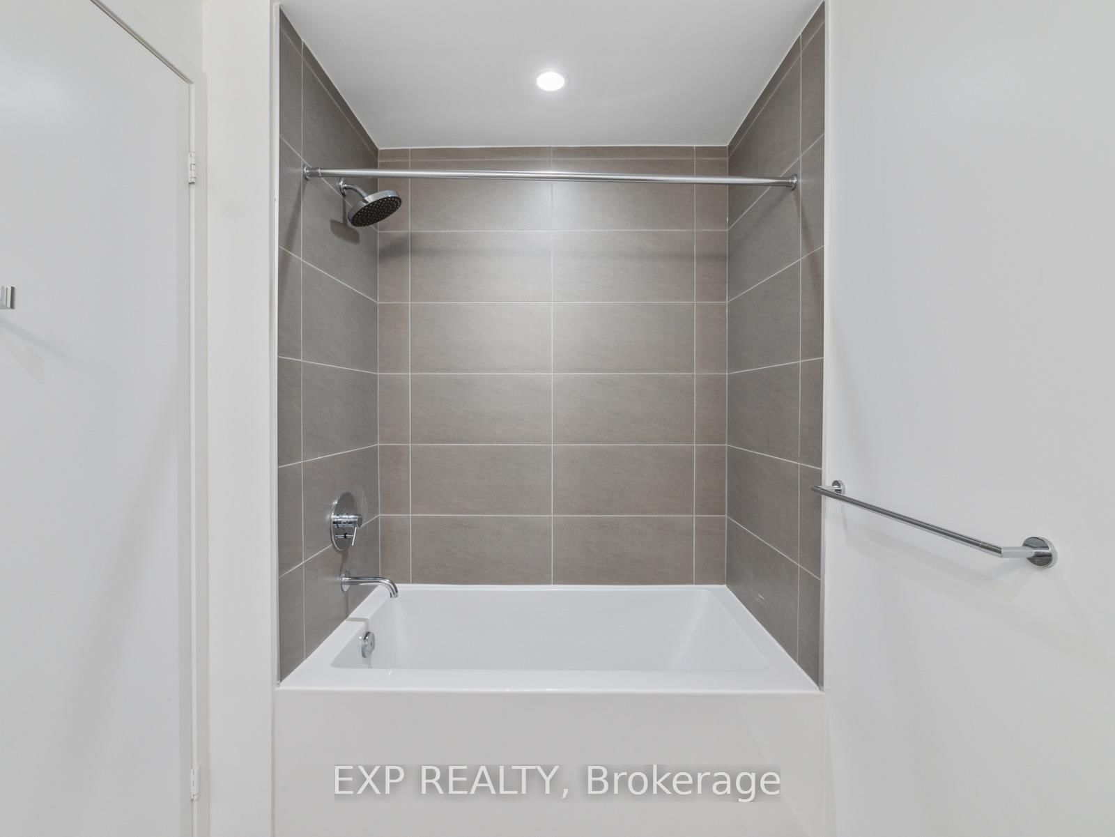 898 Portage Parkway, Unit 3101 - Photo 20