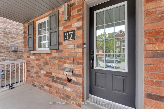 37 Ivory Silk Drive