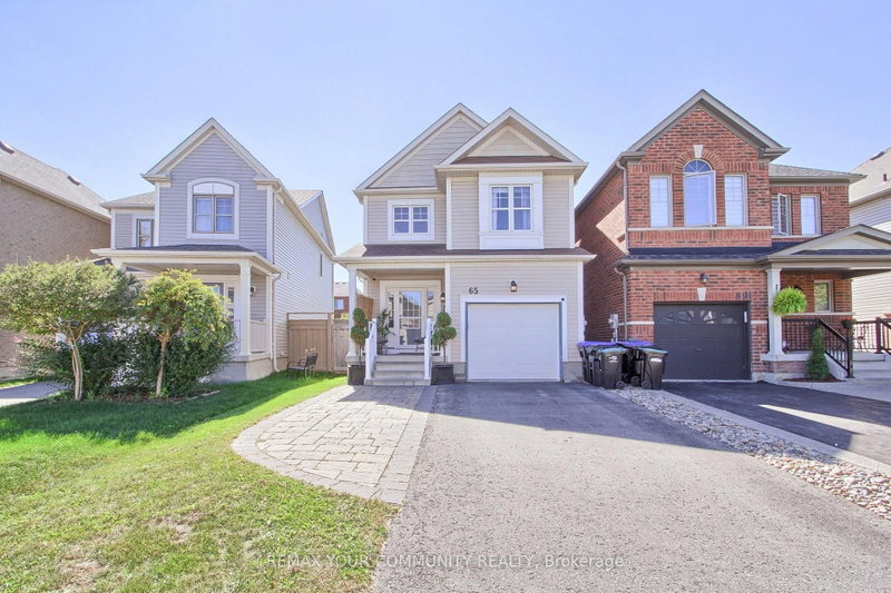 65 Liberty Cres photo 2