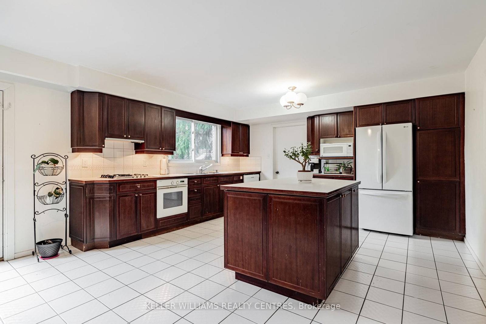 10 Hawthorne Lane • Aurora, ON photo 17