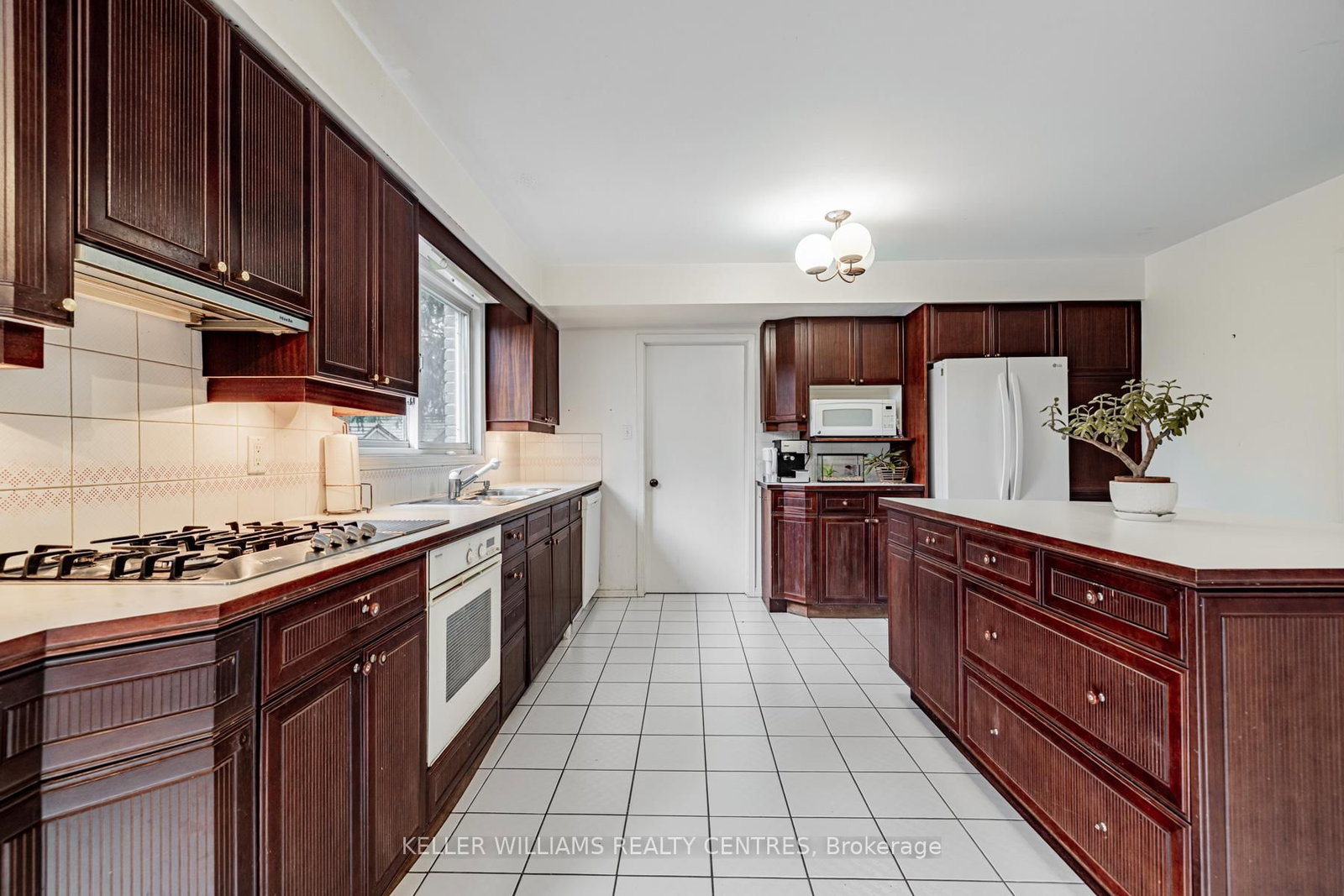 10 Hawthorne Lane • Aurora, ON photo 19