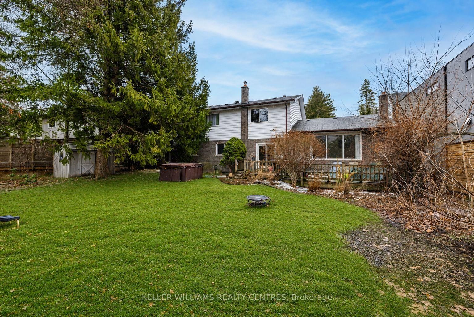 10 Hawthorne Lane • Aurora, ON photo 34