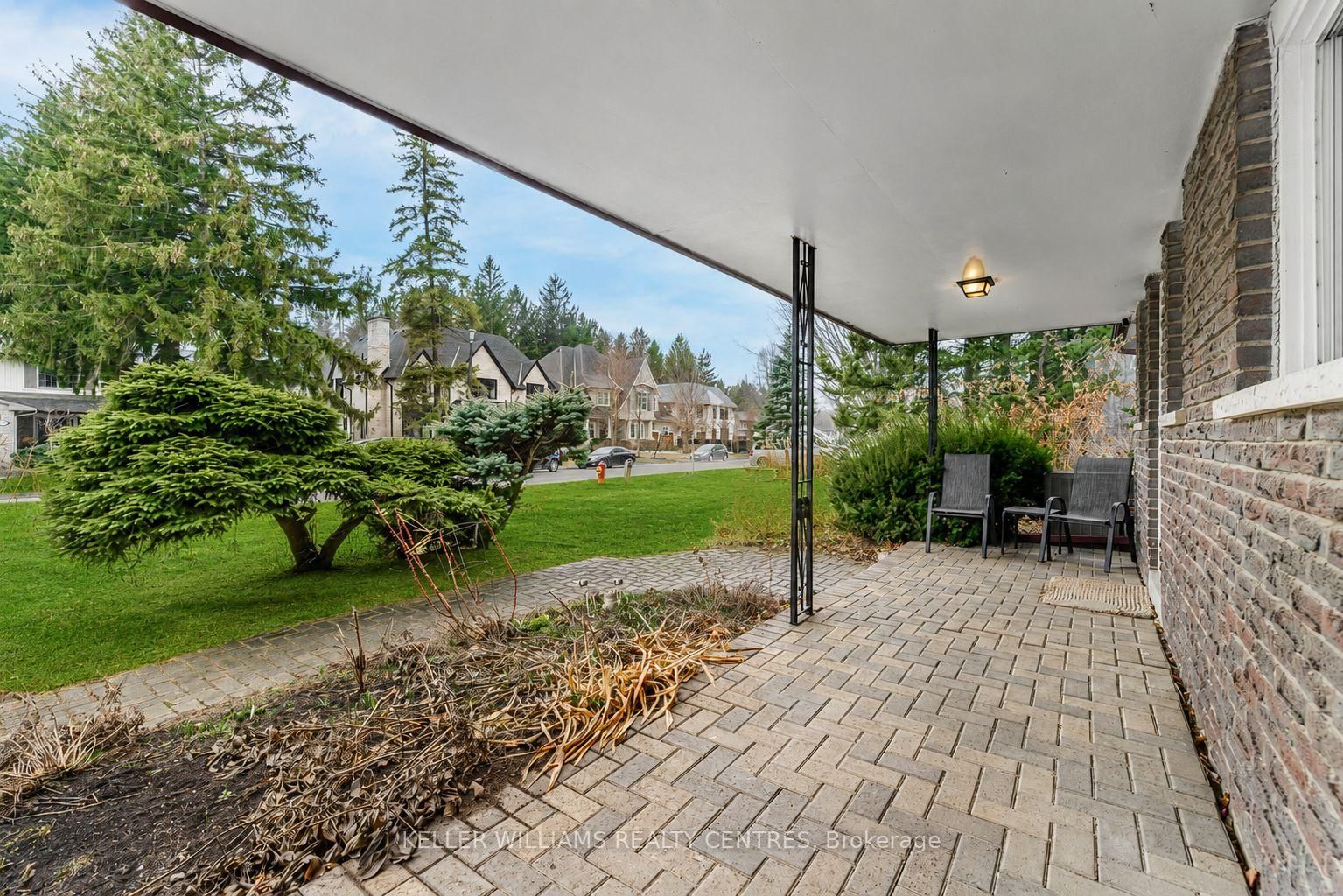 10 Hawthorne Lane • Aurora, ON photo 37