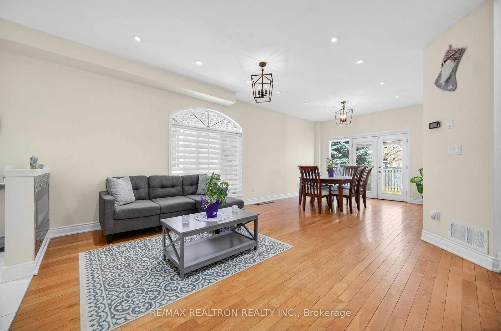 22 Copperstone Crescent - Photo 8