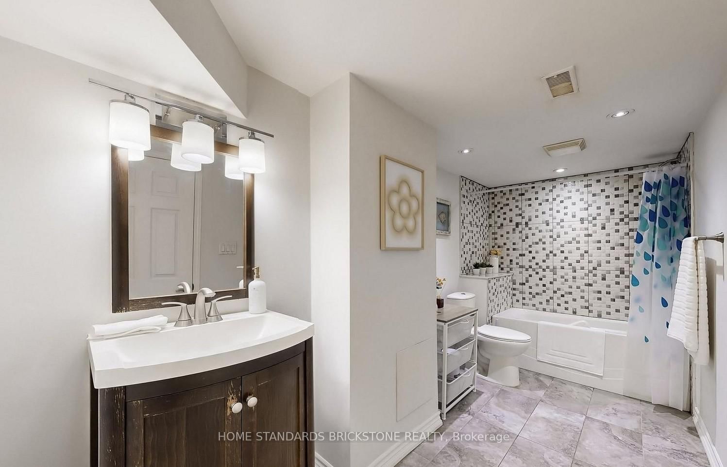 1011 Janette Street - Photo 18