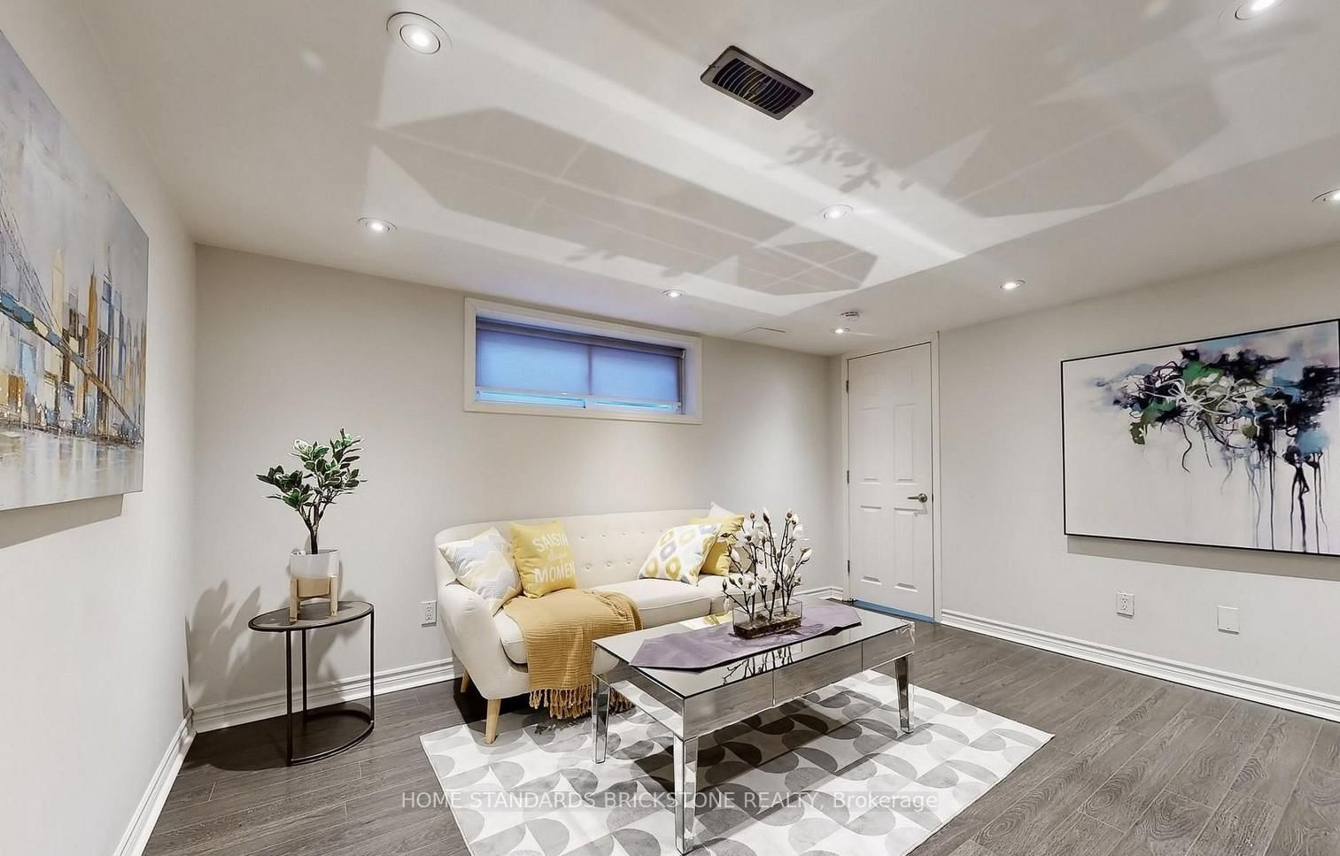 1011 Janette Street - Photo 5