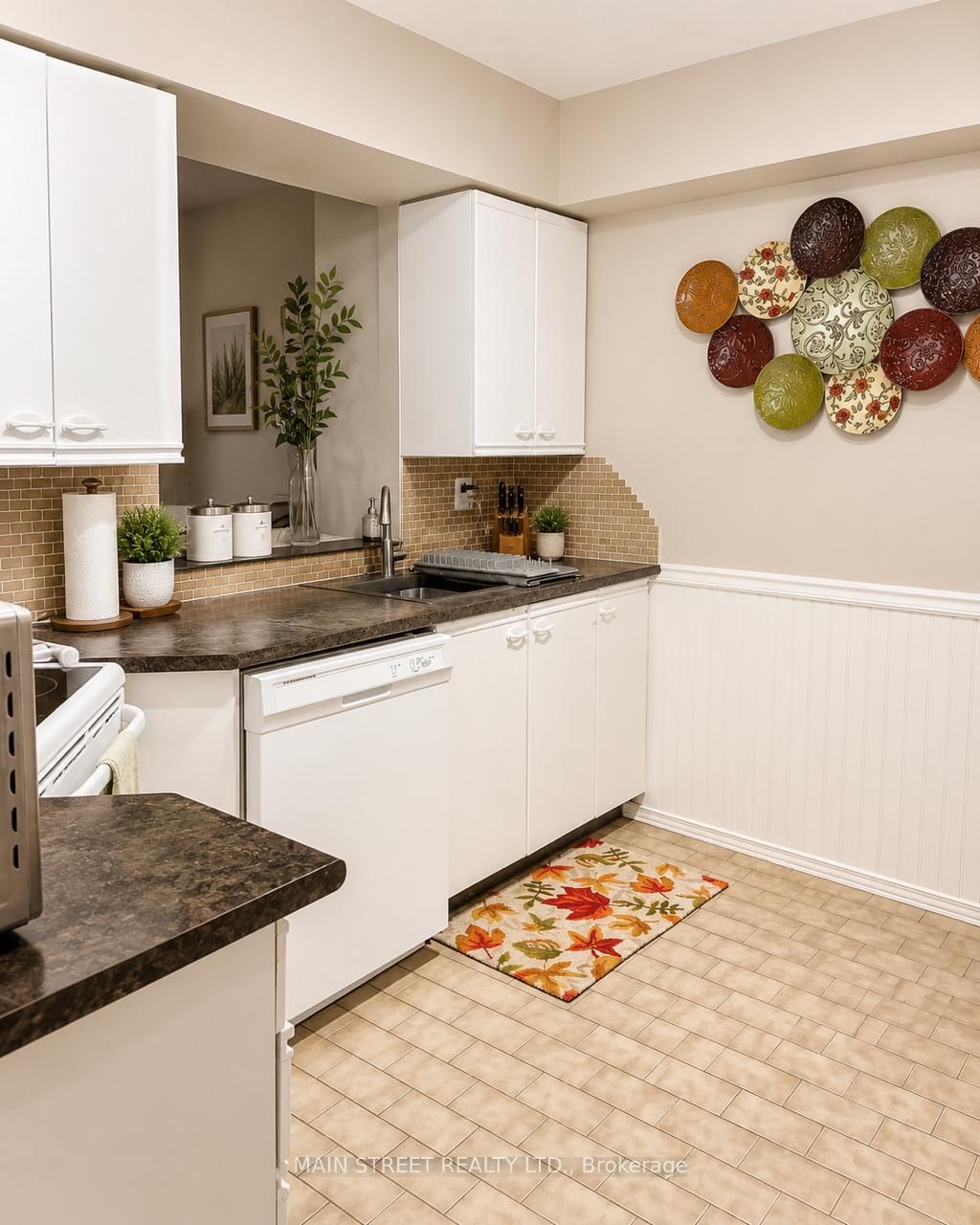 326 Major Mackenzie Drive E, Unit 314 - Photo 16