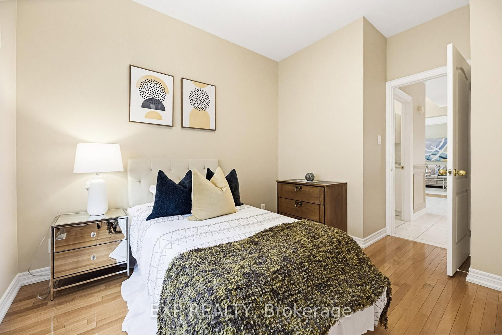 126 Carmela Avenue • Richmond Hill, ON photo 23
