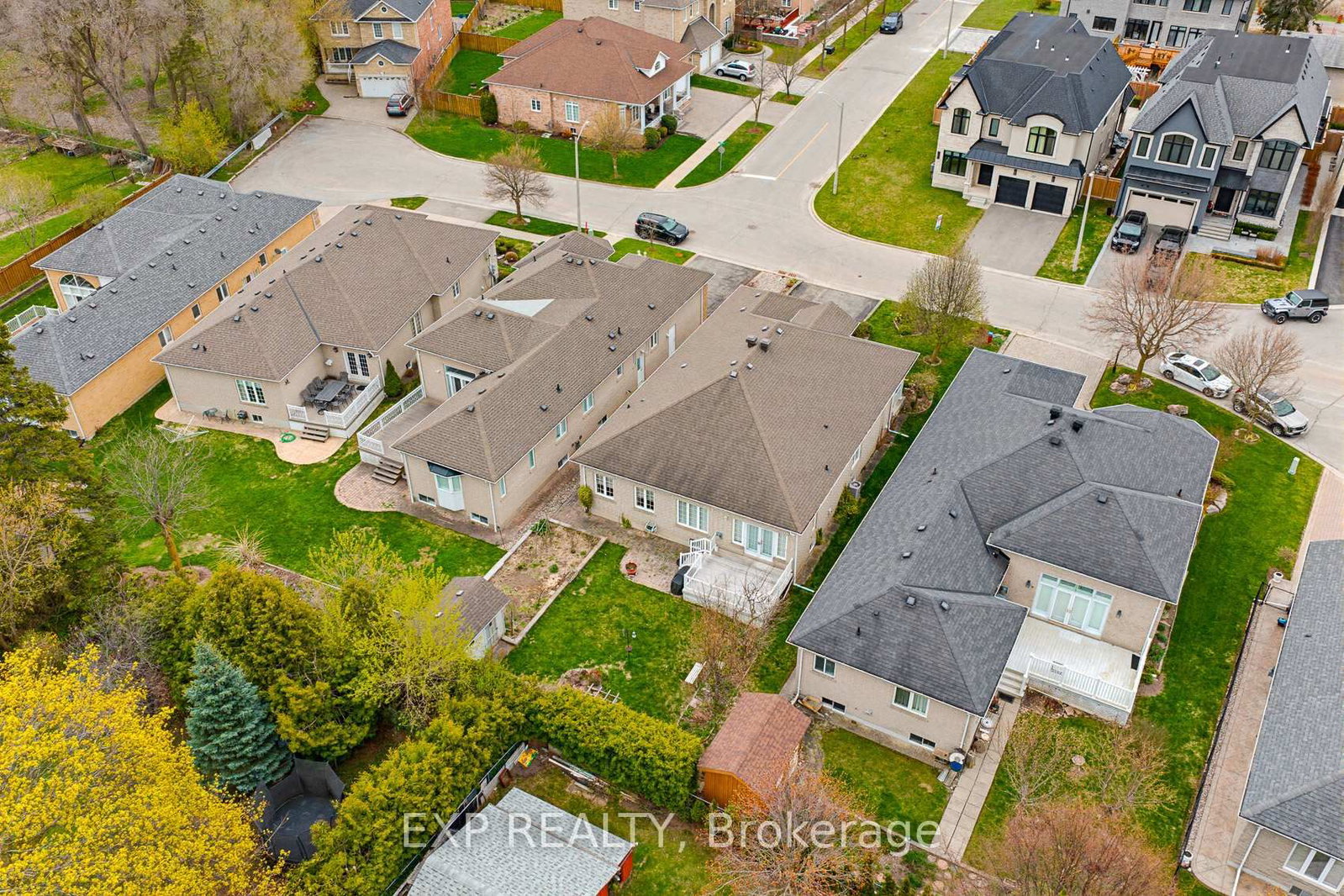 126 Carmela Avenue • Richmond Hill, ON photo 49
