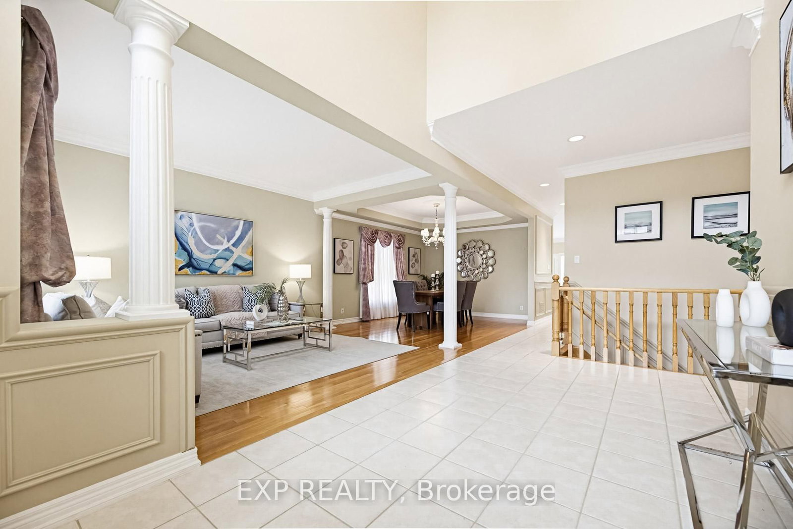 126 Carmela Avenue • Richmond Hill, ON photo 5