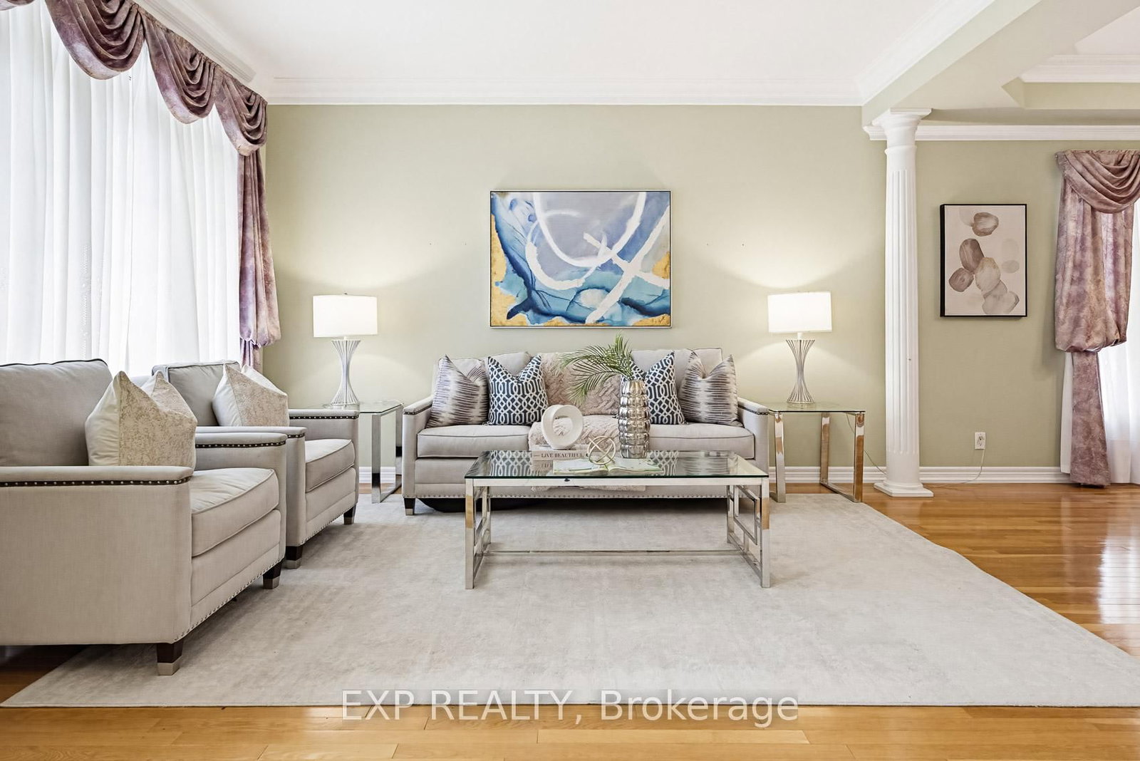 126 Carmela Avenue • Richmond Hill, ON photo 6