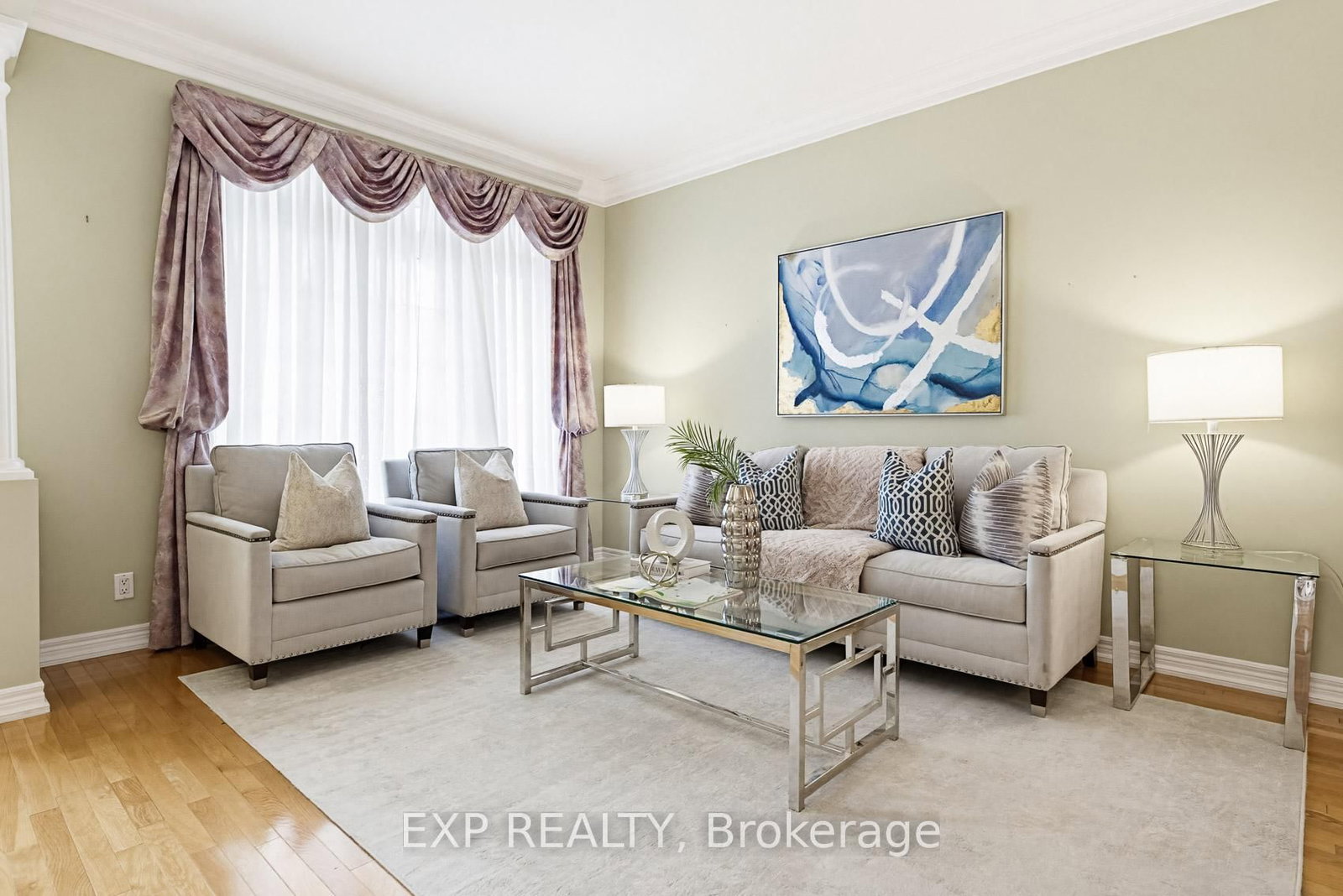 126 Carmela Avenue • Richmond Hill, ON photo 7