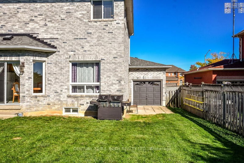 1970 Webster Blvd, Innisfil, L9S 2A5 | Image 3