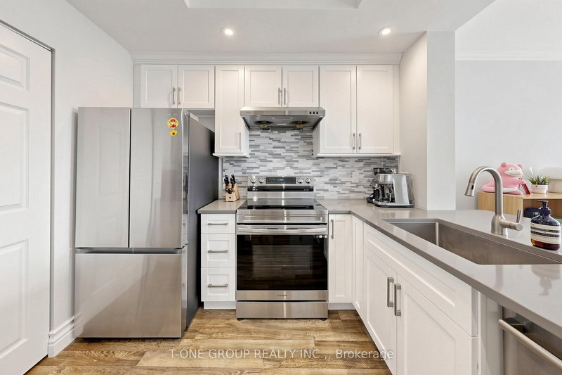 Ph6 - 22 Clarissa Dr, Richmond Hill, L4C 9R6 | Image 2