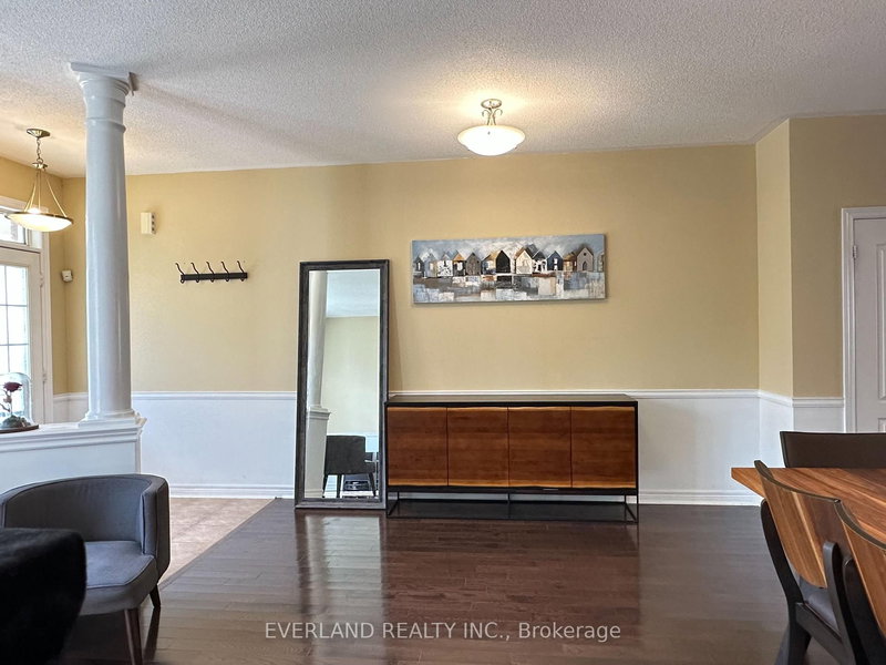 22 Lundy Dr, Markham, L6B 0G1 | Image 3