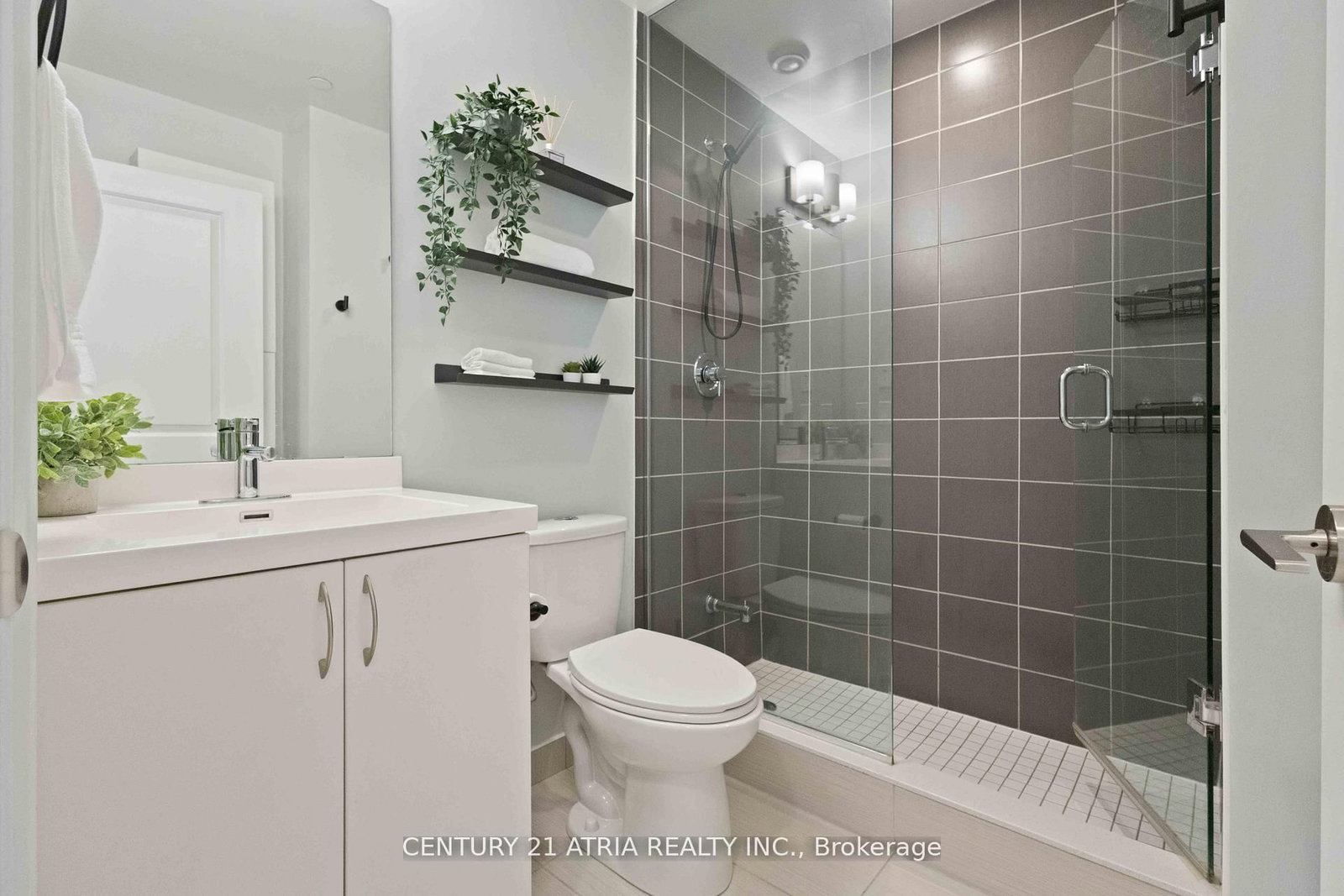 9560 Markham Road, Unit 705 - Photo 15