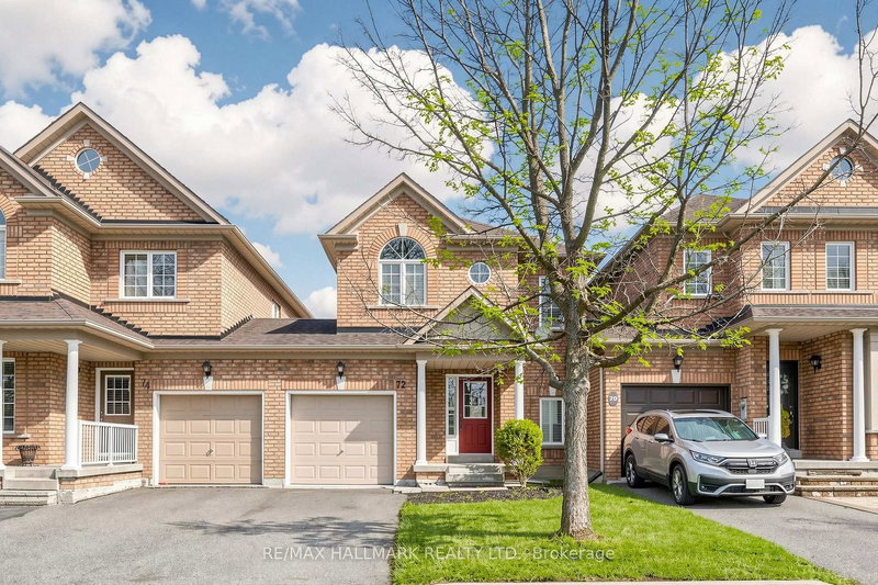 home for sale on 72 Walkview Crescent