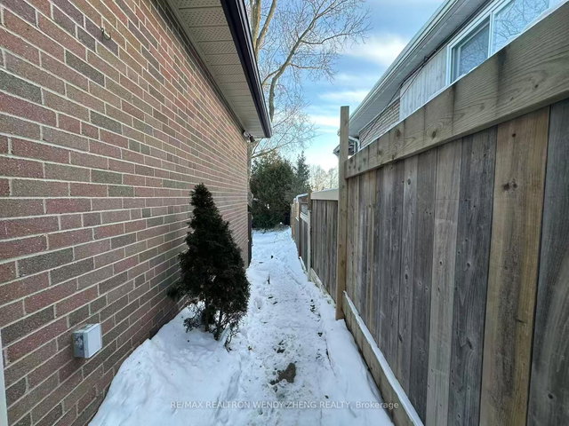 Bsmt - 6 Lincoln Green Drive