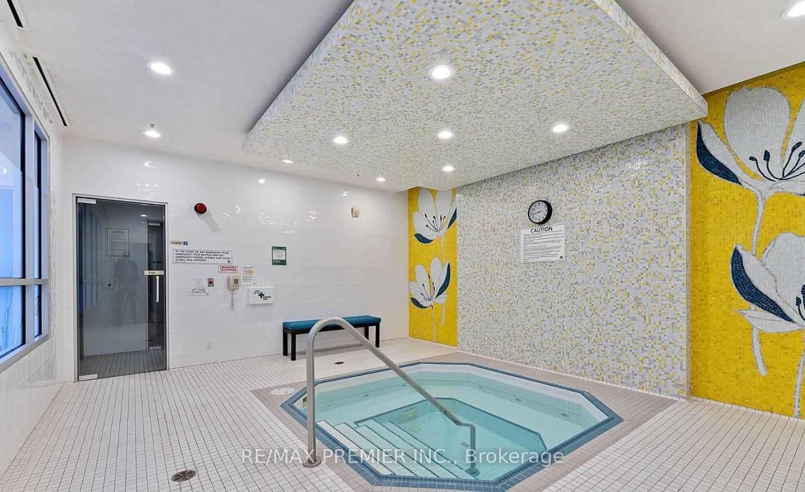 372 Highway 7 E, Unit 318 - Photo 8