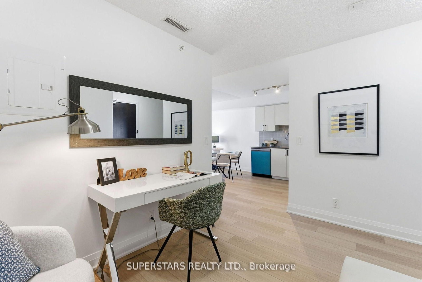 372 Highway 7 E Road, Unit 606 - Photo 11