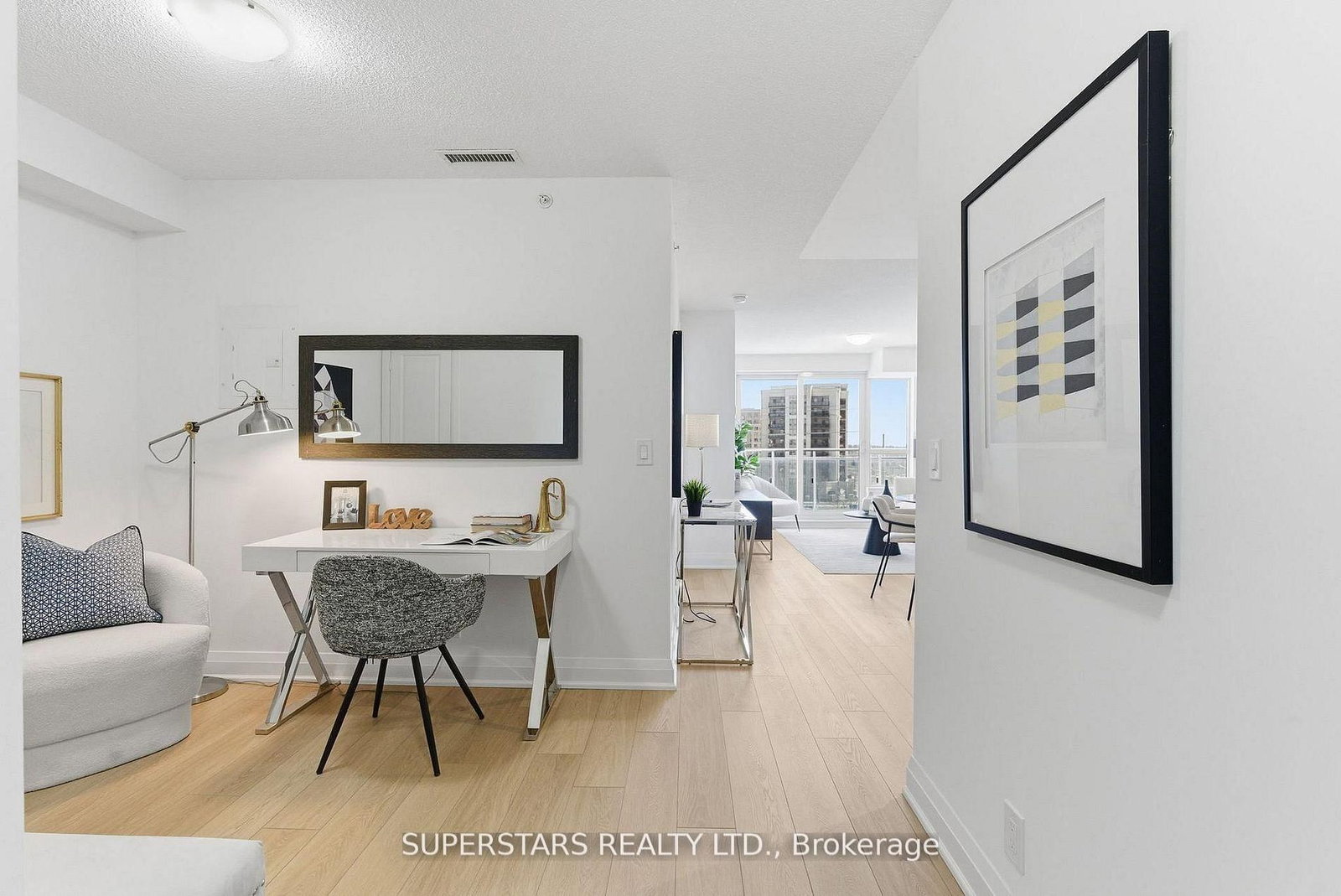 372 Highway 7 E Road, Unit 606 - Photo 8