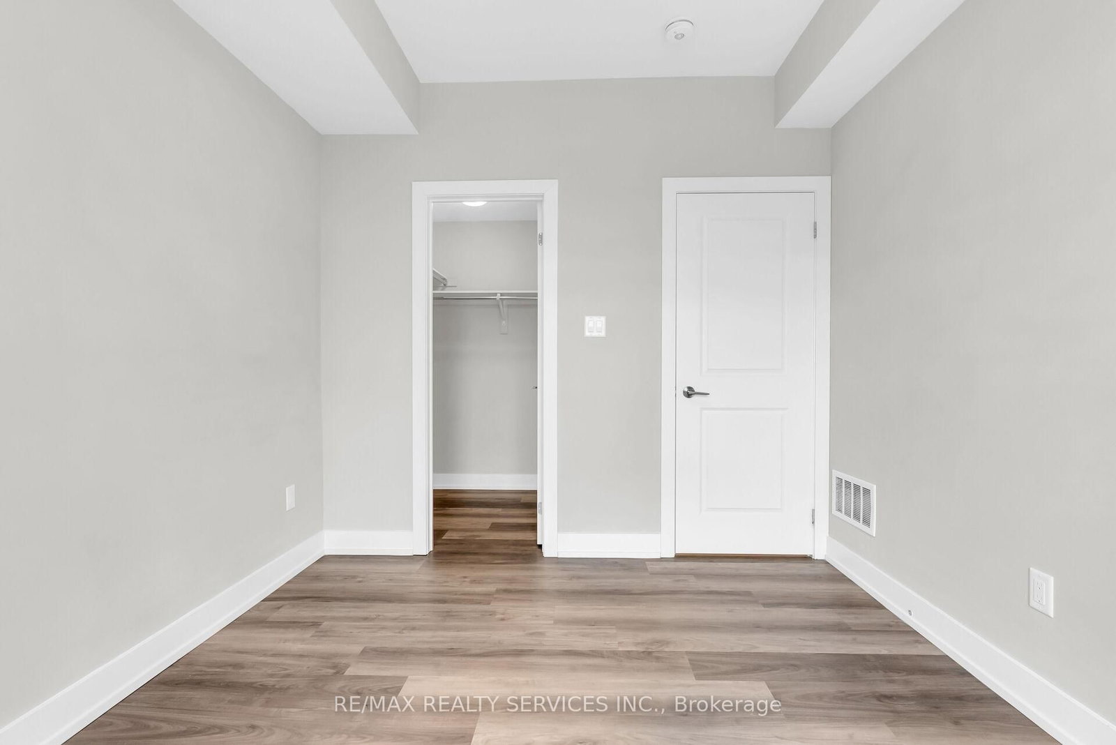 1 Bond Crescent, Unit 5 - Photo 27