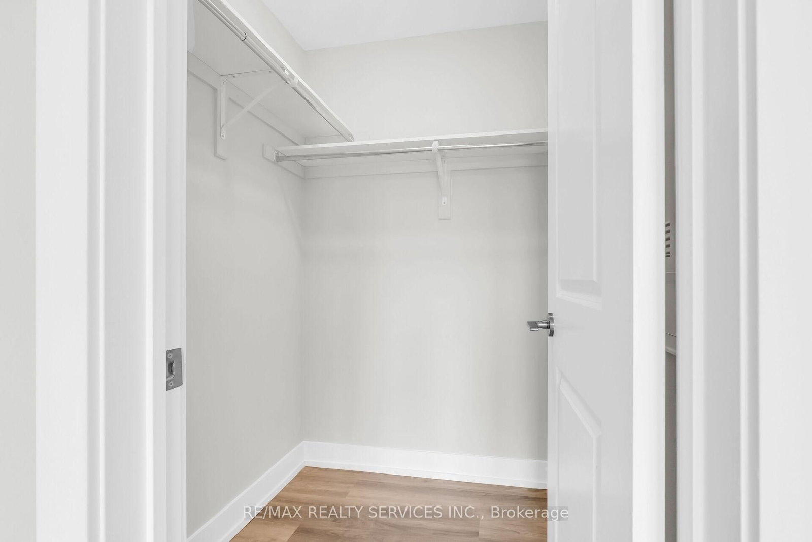 1 Bond Crescent, Unit 5 - Photo 29