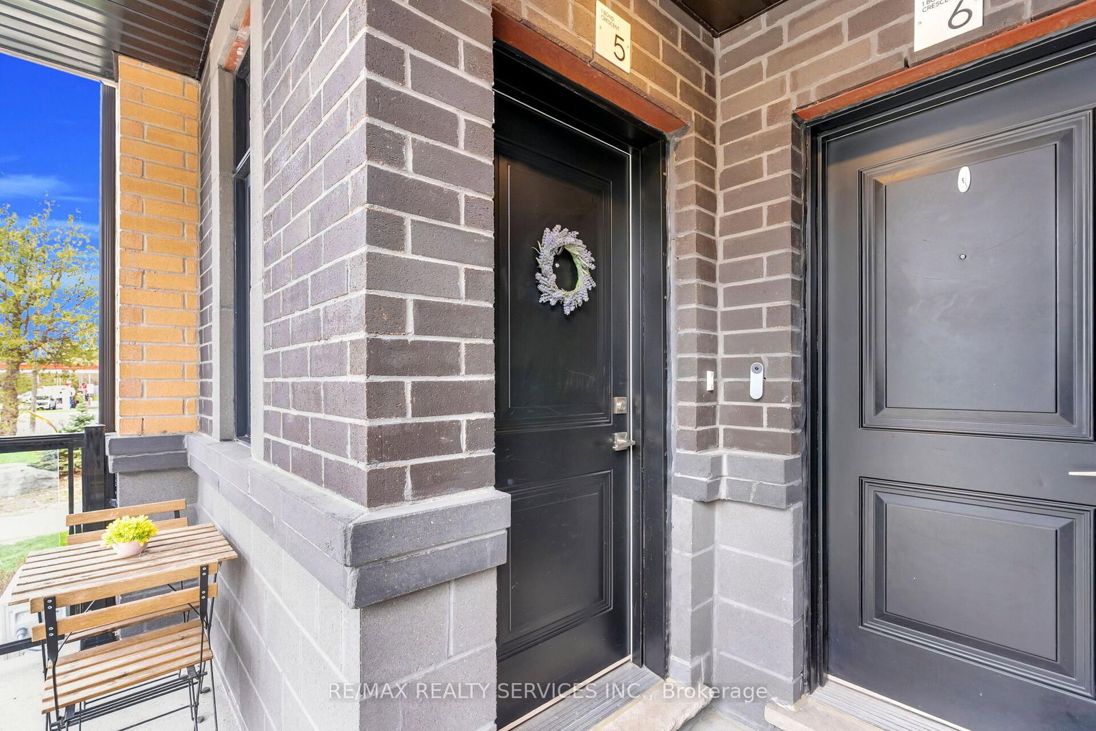 1 Bond Crescent, Unit 5 - Photo 7