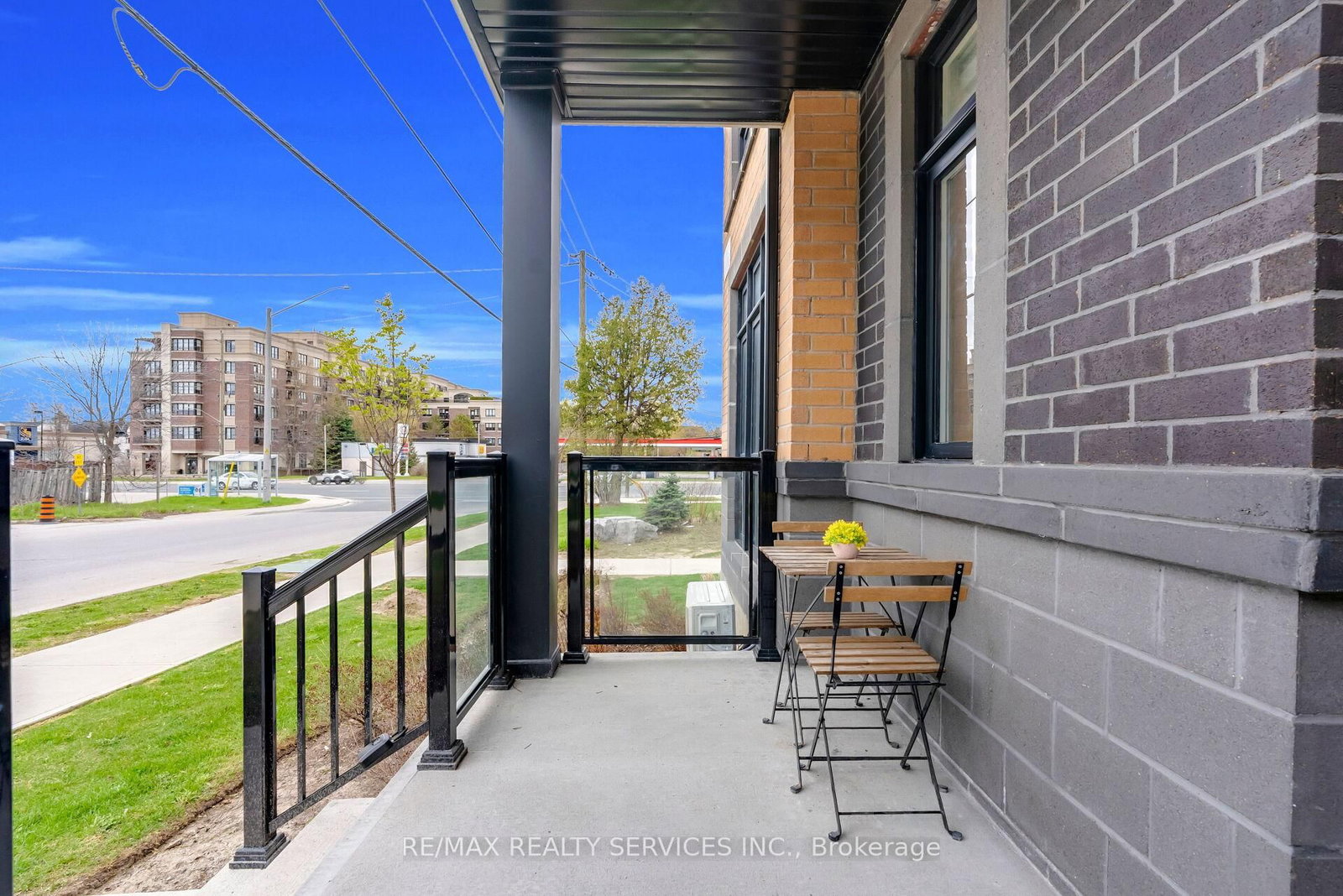1 Bond Crescent, Unit 5 - Photo 9