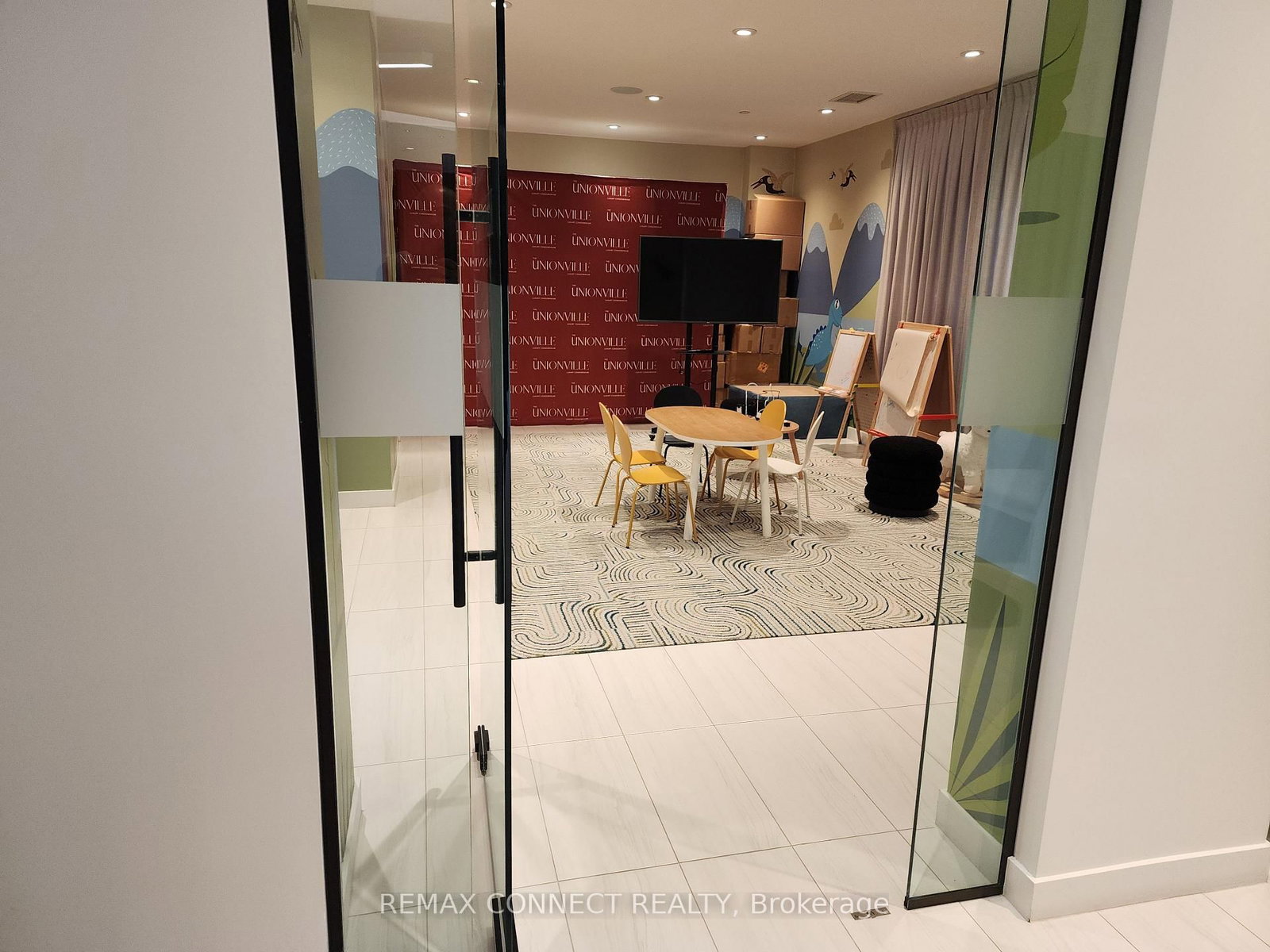 60 South Town Centre Boulevard, Unit A - Photo 3