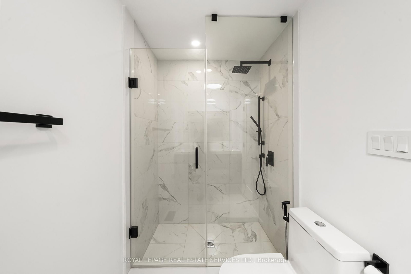 296 Lennox Avenue • Richmond Hill, ON photo 25