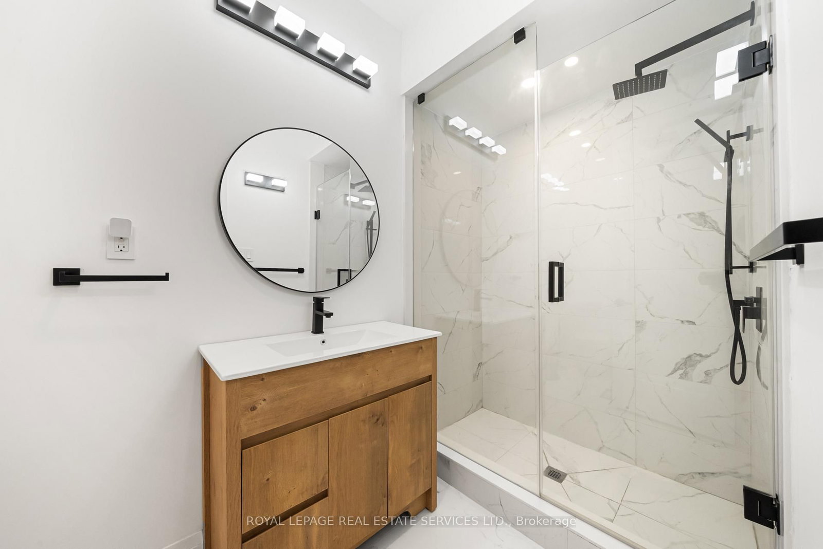 296 Lennox Avenue • Richmond Hill, ON photo 28